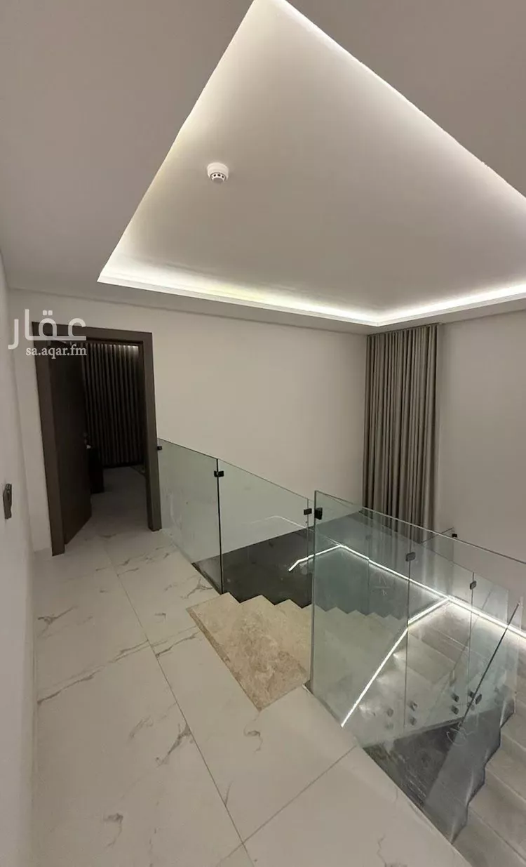 عمارة للإيجار في شارع 73 المطل, حي المطل, مدينة النماص, منطقة عسير صورة 2