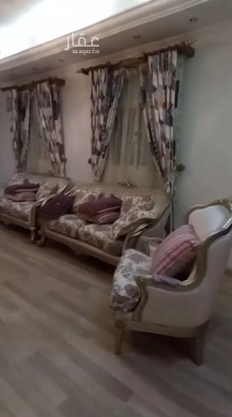 شقة للإيجار في شارع عبدالحجر ابن سراقة, حي حضن قلوص, مدينة خميس مشيط, منطقة عسير صورة 3