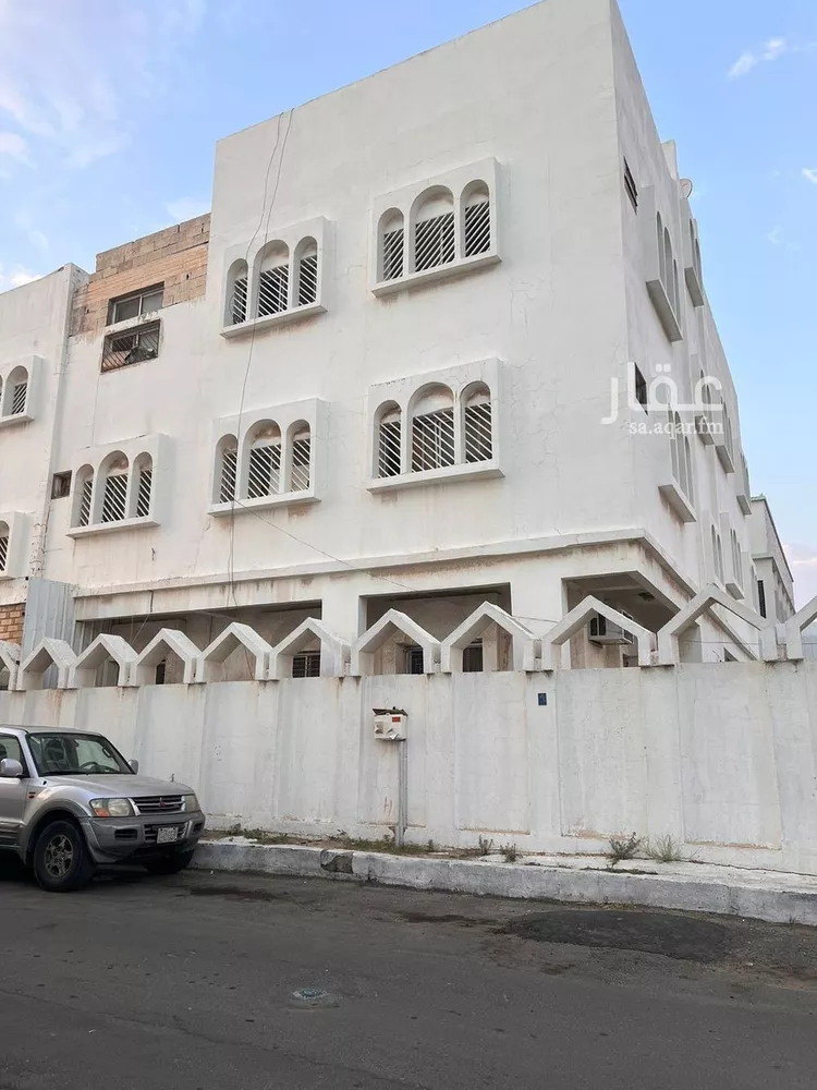 عمارة للبيع في شارع محمد المعتز, حي النسيم, مدينة خميس مشيط, منطقة عسير 7
