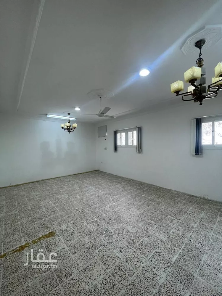 عمارة للبيع في شارع عامر ابن امية, حي الشرفية, مدينة خميس مشيط, منطقة عسير 32