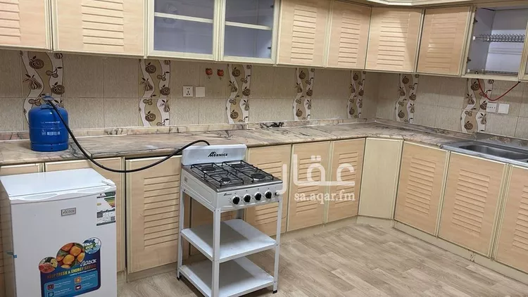شقة للإيجار في شارع عبدالحميد ابن جبير, حي الشرف, مدينة خميس مشيط, منطقة عسير صورة 3