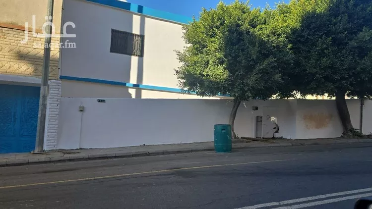 عمارة للبيع في شارع المنتزة, حي النصب, مدينة أبها, منطقة عسير صورة 4