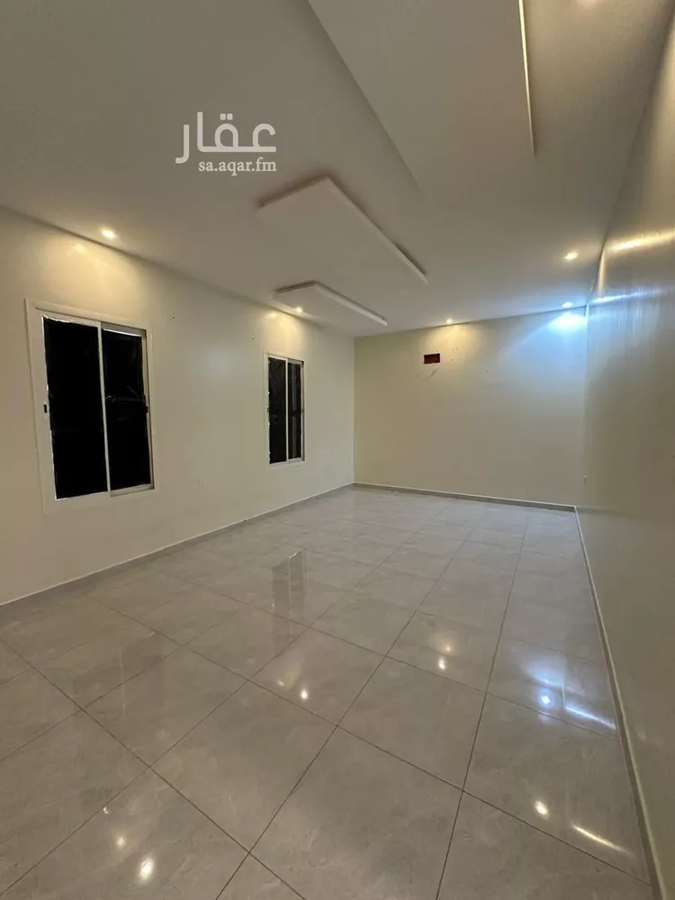 شقة للإيجار في شارع حزيفة بن اوس, حي شكر, مدينة خميس مشيط, منطقة عسير صورة 4