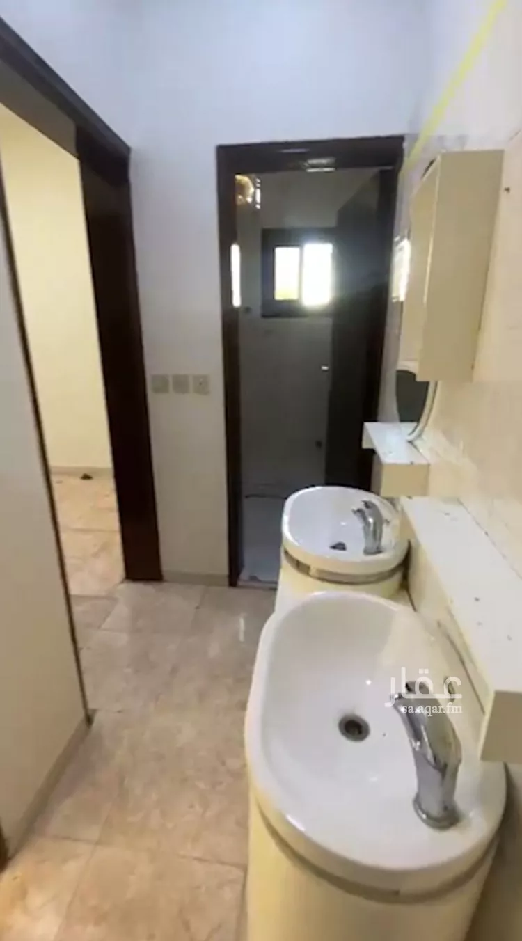 شقة للإيجار في شارع عامر ابن ابي البكير, حي العزيزية, مدينة خميس مشيط, منطقة عسير صورة 2