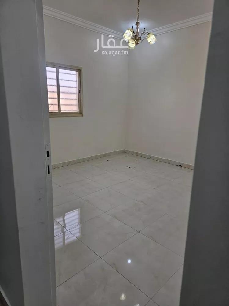 عمارة للبيع في شارع الحريضة, حي الحريضه, مدينة الحريضه, منطقة عسير صورة 2