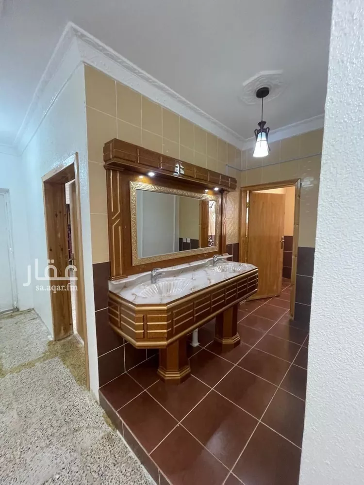 عمارة للبيع في شارع عامر ابن امية, حي الشرفية, مدينة خميس مشيط, منطقة عسير 23