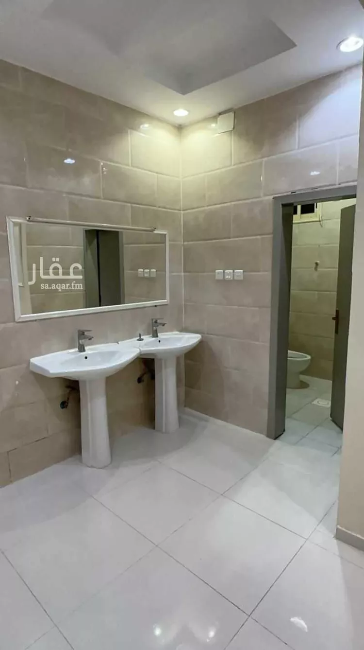 شقة للإيجار في شارع سفيان الجم, حي الجامعيين, مدينة خميس مشيط, منطقة عسير صورة 3