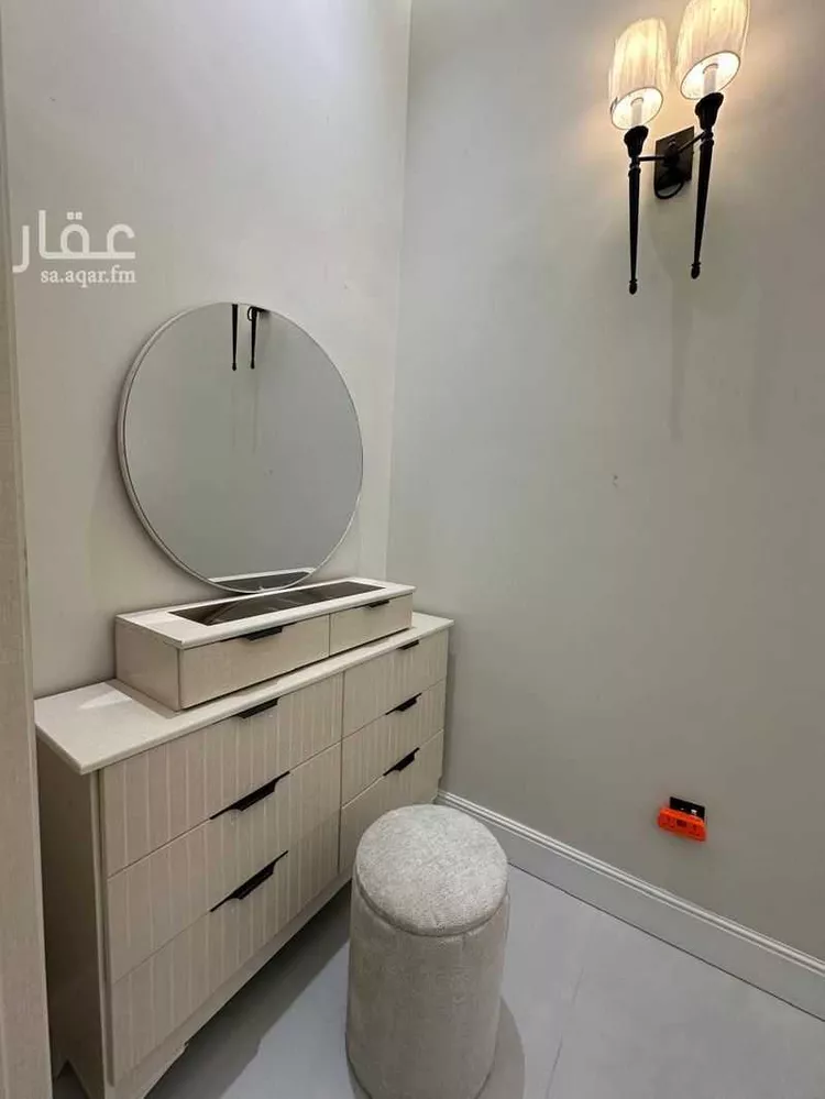 شقة للإيجار في شارع شافع بن صالح, حي العرق الجنوبى, مدينة خميس مشيط, منطقة عسير 23