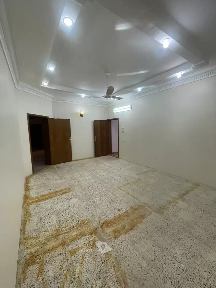 فيلا للبيع في شارع رباح ابن الربيع, حي طيبة, مدينة خميس مشيط, منطقة عسير 10