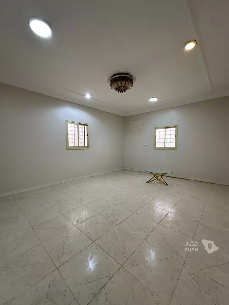 Apartment for Rent in Khamis Mushait Tayyib Al Ism