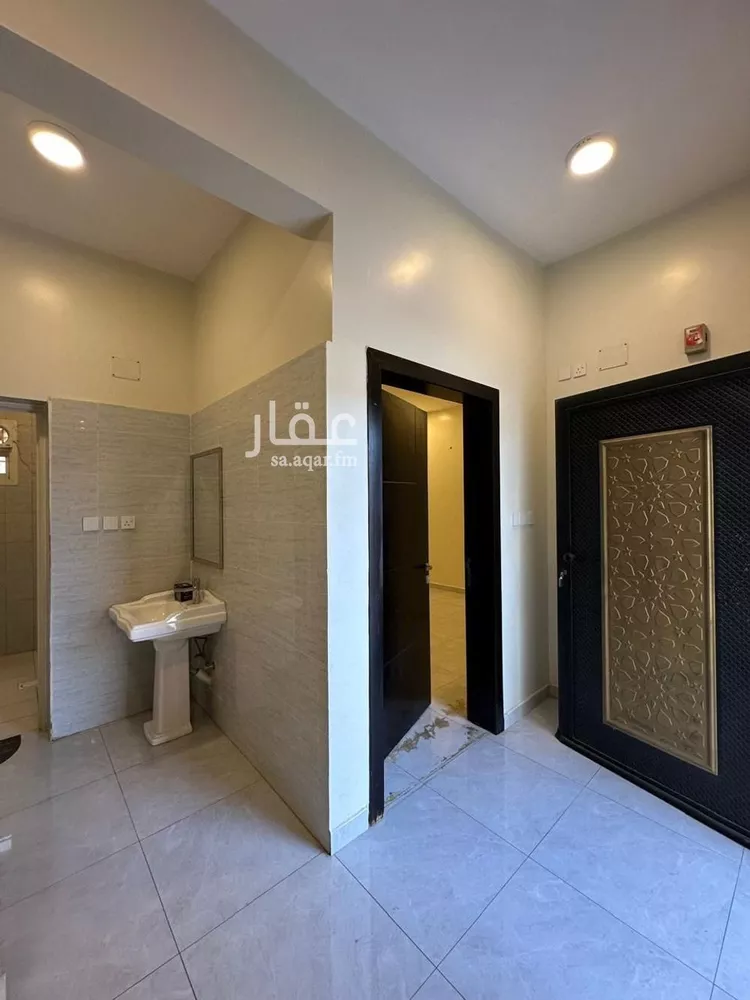 شقة للإيجار في شارع حزيفة بن اوس, حي شكر, مدينة خميس مشيط, منطقة عسير صورة 2