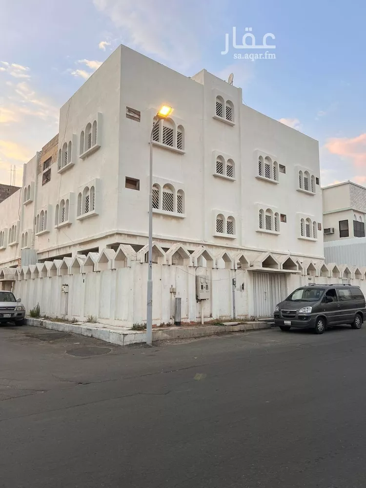 عمارة للبيع في شارع محمد المعتز, حي النسيم, مدينة خميس مشيط, منطقة عسير 6