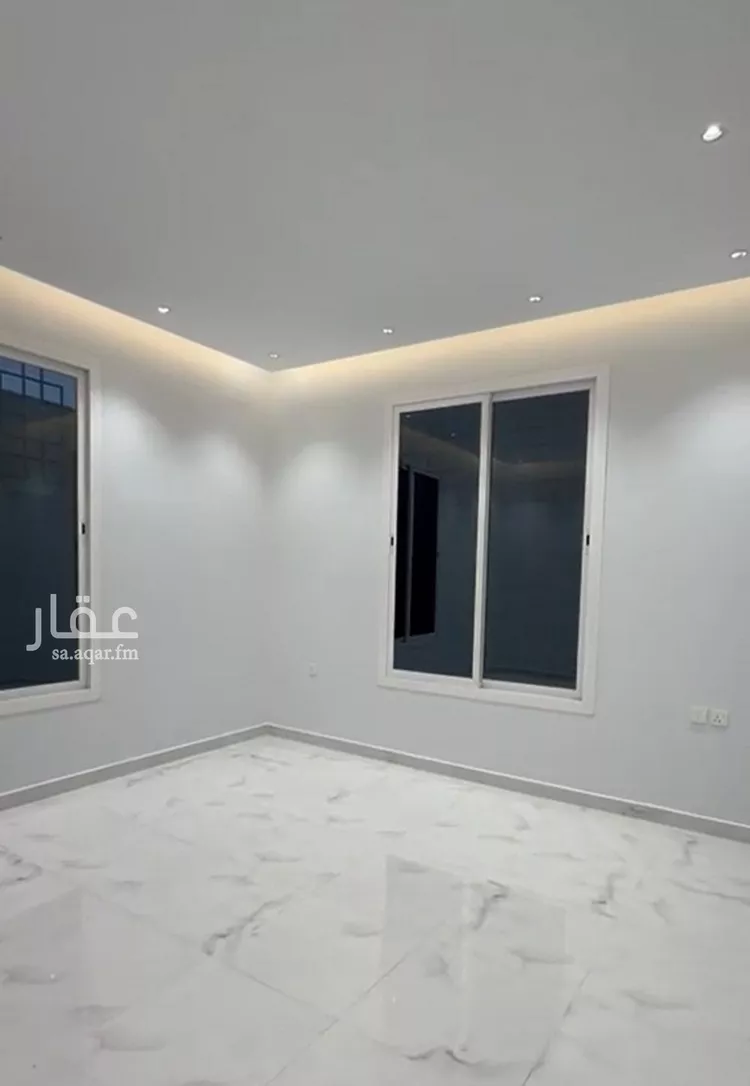 فيلا للبيع في شارع عقبة ابن عامر ابن سعد, حي شكر, مدينة خميس مشيط, منطقة عسير 27