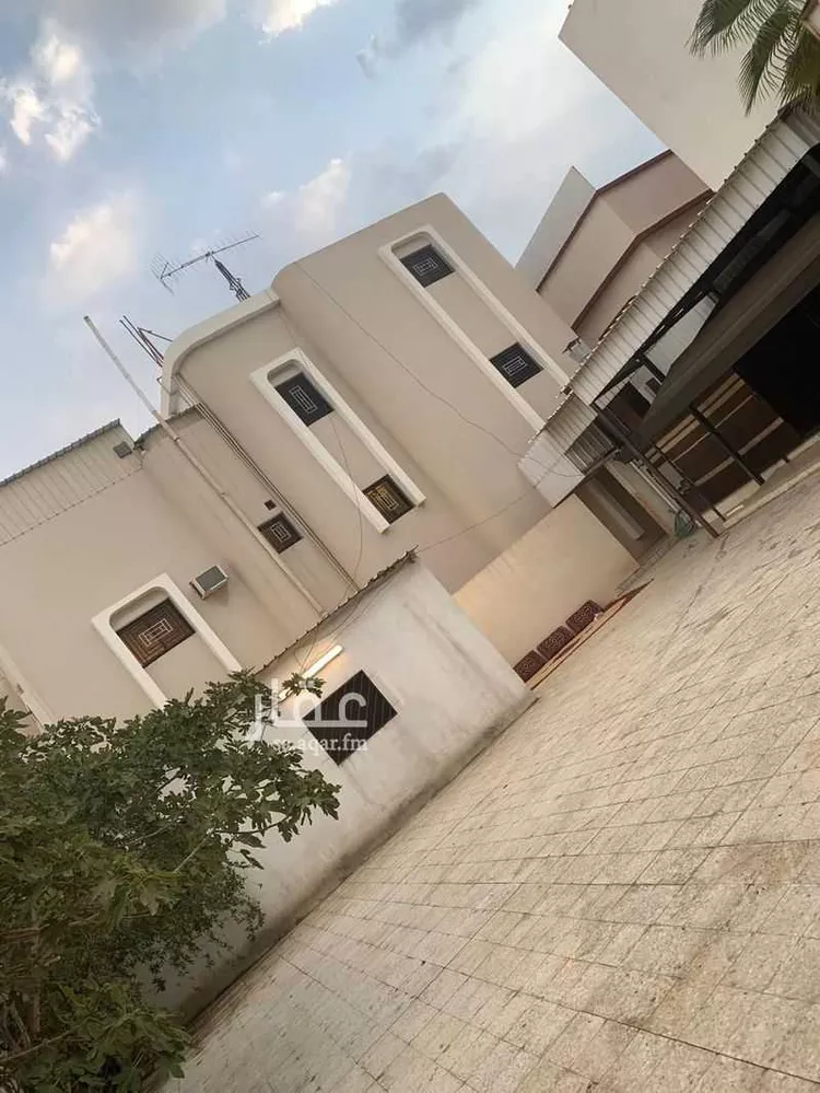 عمارة للبيع في شارع المليخي, حي الرونة, مدينة خميس مشيط, منطقة عسير صورة 2