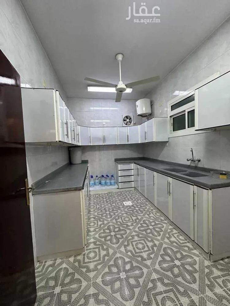 شقة للإيجار في شارع ابو طالب الخازن, حي الرونة, مدينة خميس مشيط, منطقة عسير 16