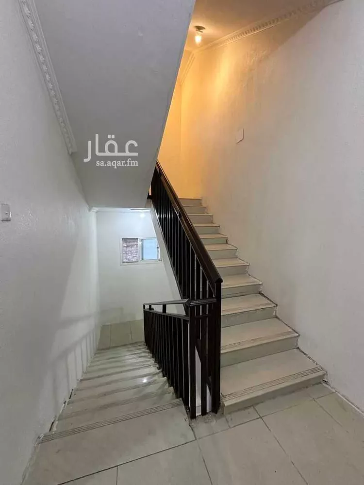 شقة للإيجار في شارع عبدالله بن عبدالعزيز, حي العزيزية, مدينة خميس مشيط, منطقة عسير صورة 3