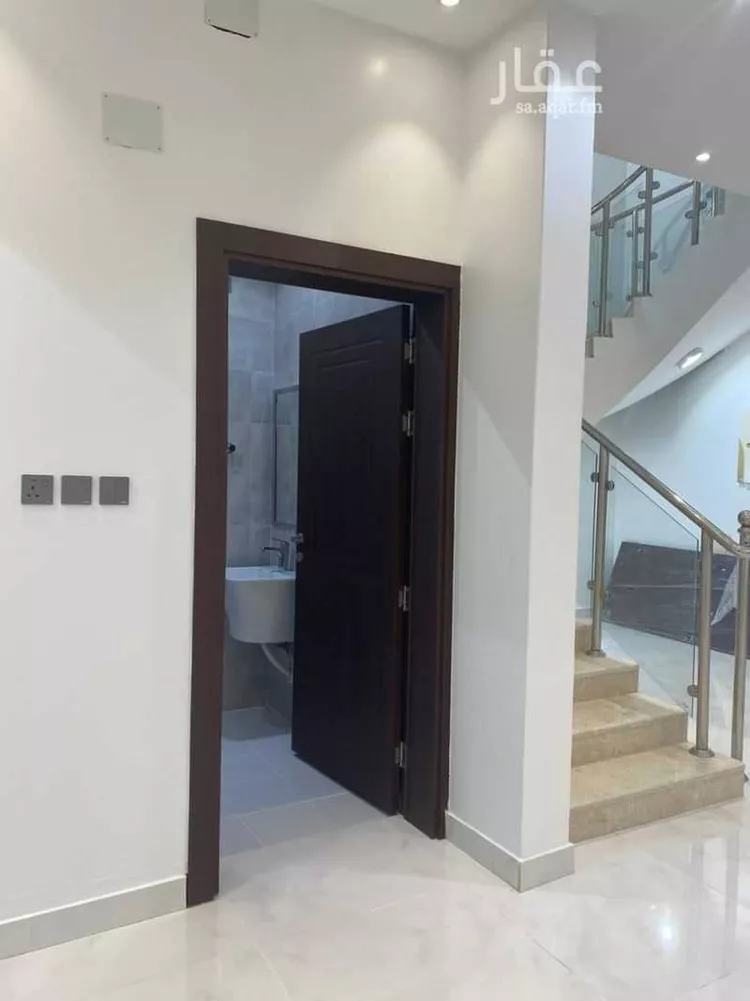 فيلا للإيجار في شارع عبيدة ابن الحارث, حي أحد, مدينة خميس مشيط, منطقة عسير 12