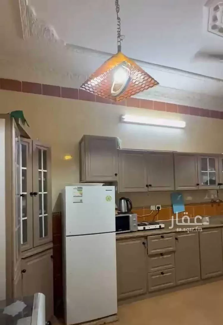 شقة للإيجار في شارع جميل بن جمح, حي المصيف, مدينة الباحة, منطقة الباحة 7