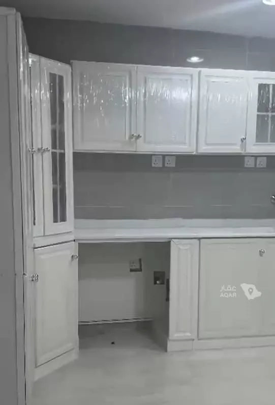 شقة للإيجار في شارع عبدالجبار ابن خورشد, حي التضامن, مدينة خميس مشيط, منطقة عسير 2