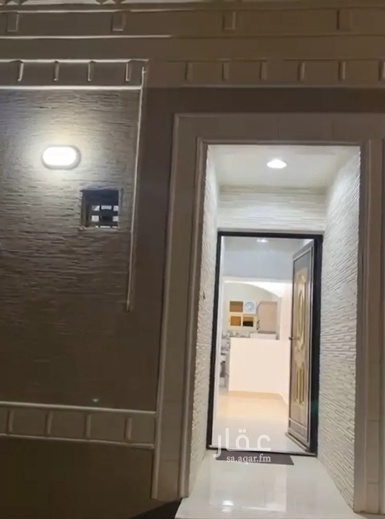 عمارة للإيجار في شارع عقبة الفارسي, حي شكر, مدينة خميس مشيط, منطقة عسير صورة 3