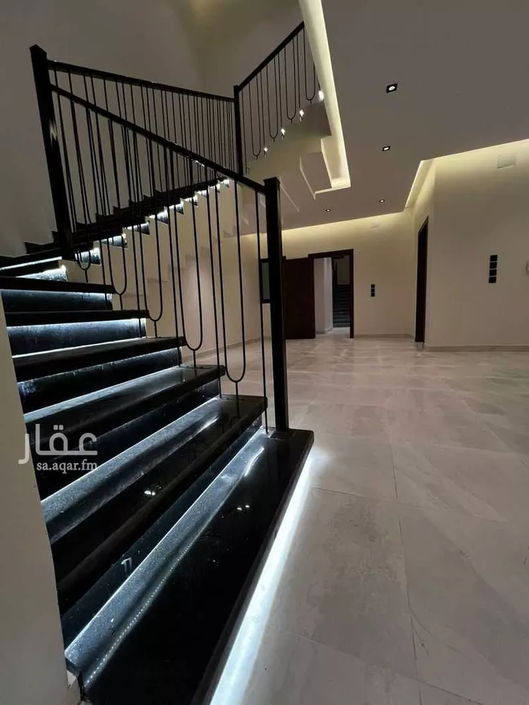 Floor for Sale in Khamis Mushait Al Moosa Subdivision