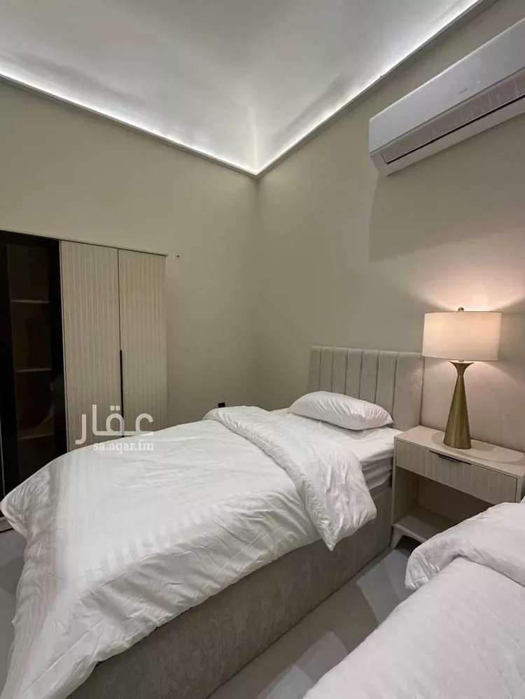 شقة للإيجار في شارع شافع بن صالح, حي العرق الجنوبى, مدينة خميس مشيط, منطقة عسير 21