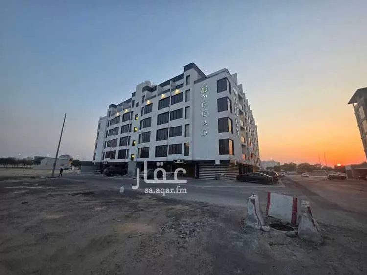 شقة للبيع في شارع الملك فهد بن عبدالعزيز سعود, حي الحمراء, مدينة الخبر, المنطقة الشرقية صورة 2