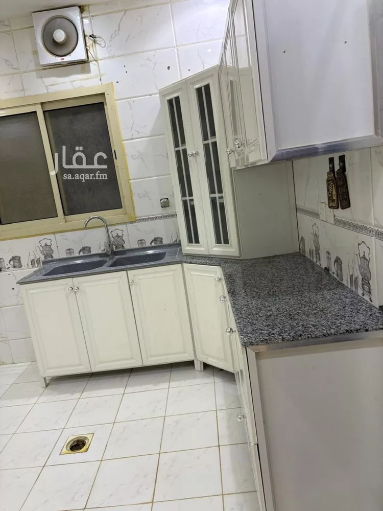 شقة للإيجار في شارع هدبة بن مصعب, حي الرمال, مدينة الرياض, منطقة الرياض