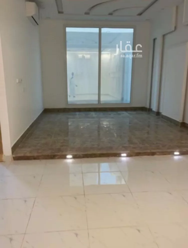 فيلا للإيجار في شارع عبدالعزيز الربيعه, حي عكاظ, مدينة الرياض, منطقة الرياض صورة 4