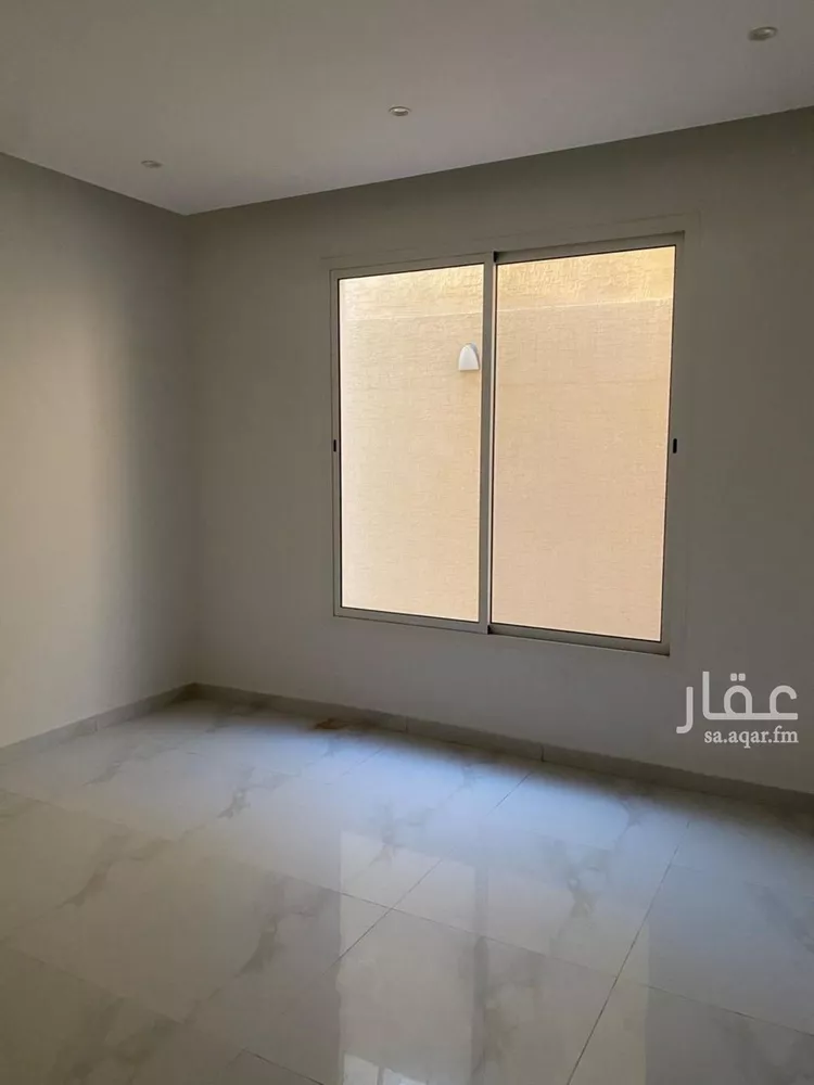 فيلا للإيجار في شارع المحلاني, حي عكاظ, مدينة الرياض, منطقة الرياض صورة 2