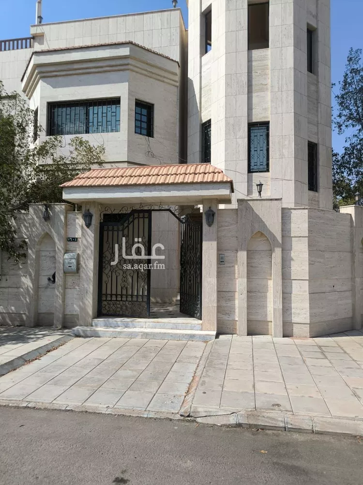 عمارة للبيع في شارع صباح بن عبدالر حمن, حي القبلتين, مدينة المدينة المنورة, منطقة المدينة المنورة صورة 2