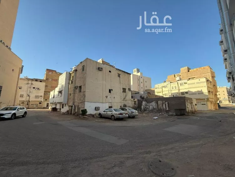 عمارة للبيع في شارع سعيده بنت عمرو الخزرجية, حي السقيا, مدينة المدينة المنورة, منطقة المدينة المنورة