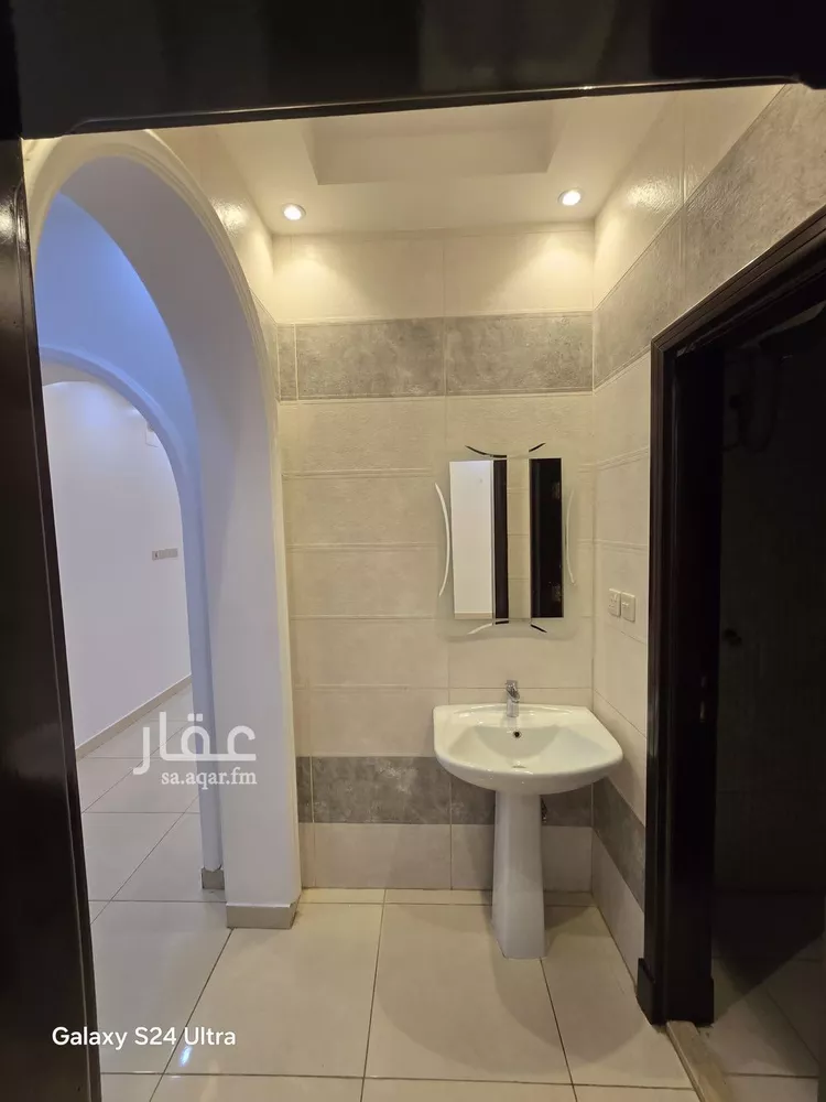 شقة للإيجار في شارع عبدالعزيز ابن ابان القرشى, حي المبعوث, مدينة المدينه المنوره, منطقة المدينة المنورة صورة 2