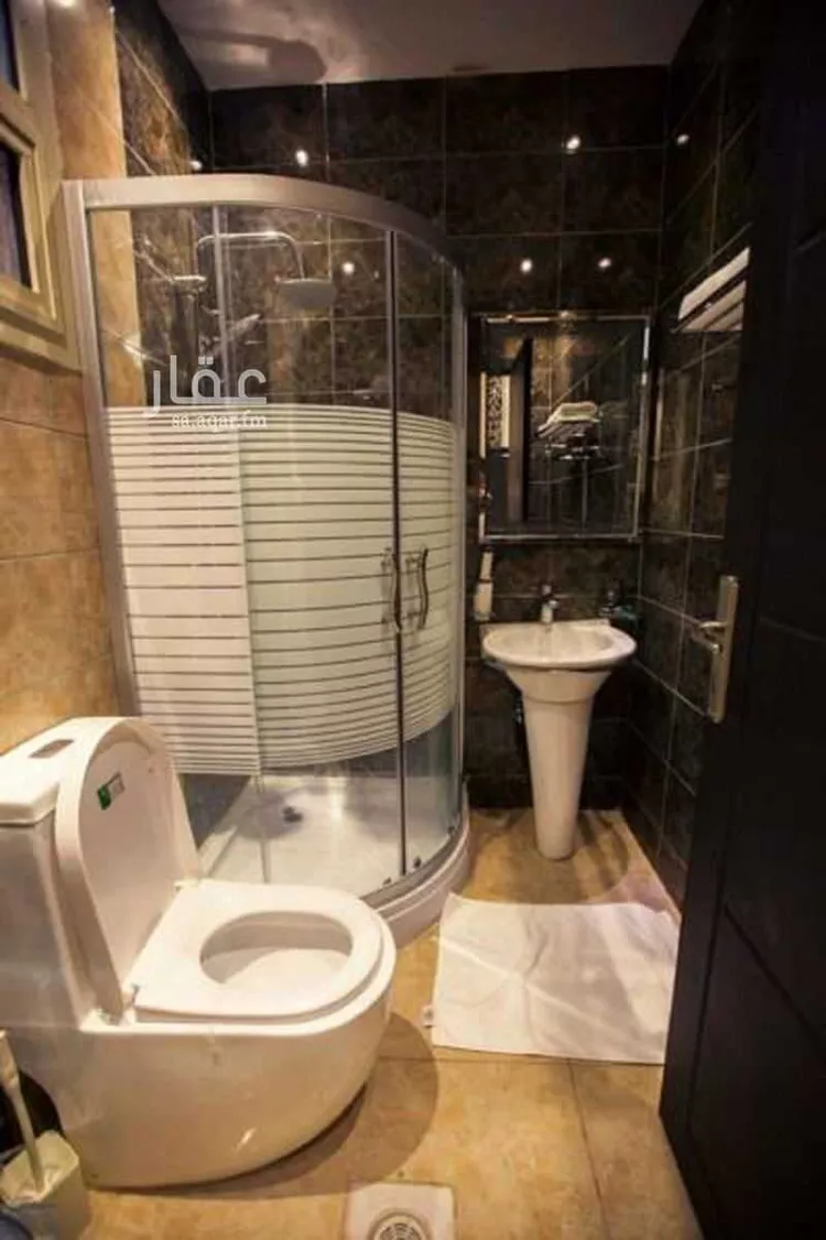 شقة للإيجار في شارع الشيخ عبدالله العنقري, حي الورود, مدينة الرياض, منطقة الرياض صورة 2