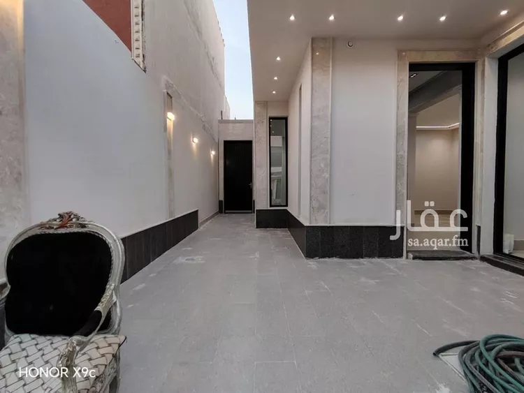 فيلا للبيع في شارع دبيل, حي العريجاء الغربي, مدينة الرياض, منطقة الرياض صورة 3