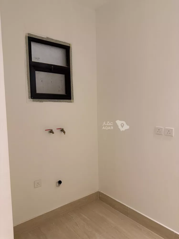 شقة للإيجار في شارع إبراهيم بن الأحمدي, حي القيروان, مدينة الرياض, منطقة الرياض 15