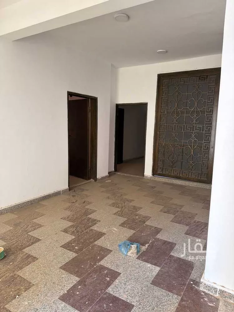 عمارة للإيجار في شارع يزيد بن ابي سفيان, حي العريجاء الأوسط, مدينة الرياض, منطقة الرياض صورة 4