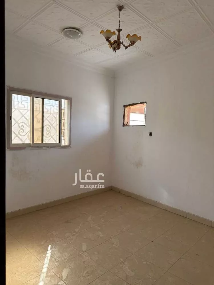 عمارة للإيجار في شارع يزيد بن ابي سفيان, حي العريجاء الأوسط, مدينة الرياض, منطقة الرياض 10