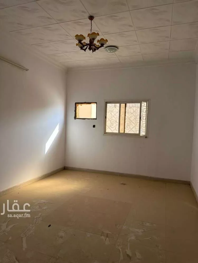 عمارة للإيجار في شارع يزيد بن ابي سفيان, حي العريجاء الأوسط, مدينة الرياض, منطقة الرياض 12