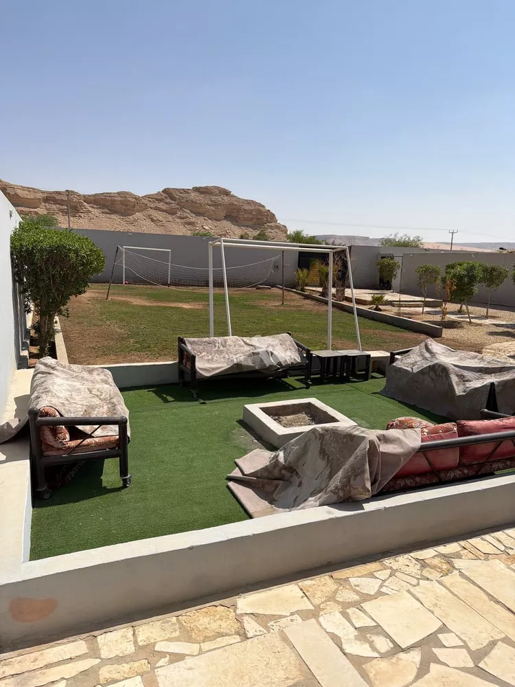 استراحة للبيع في شارع قصور ال مقبل 12, حي قصور ال مقبل, مدينة مزارع البطين ومزرعه دواجن, منطقة الرياض 8