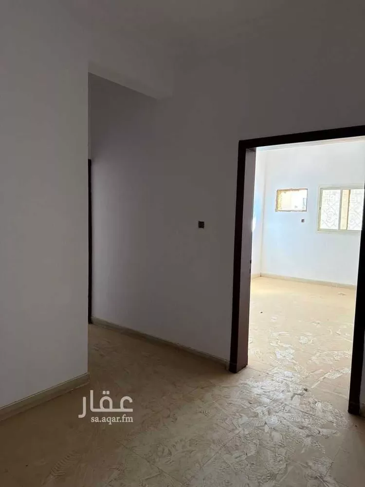 عمارة للإيجار في شارع يزيد بن ابي سفيان, حي العريجاء الأوسط, مدينة الرياض, منطقة الرياض 11