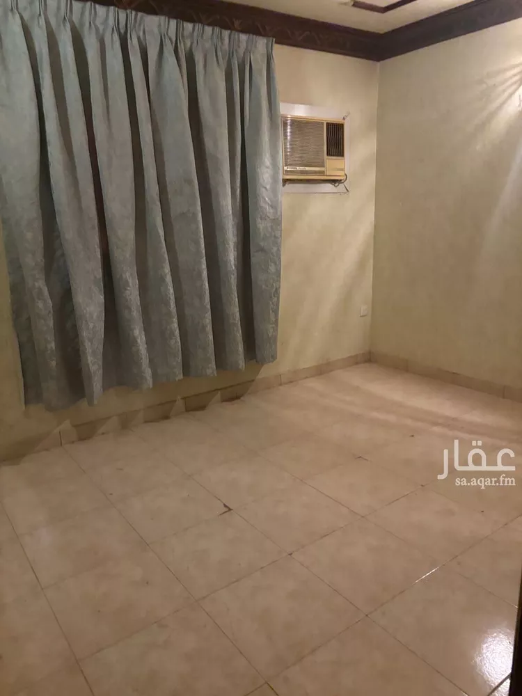 فيلا للبيع في شارع الحياري, حي النفل, مدينة الرياض, منطقة الرياض صورة 2