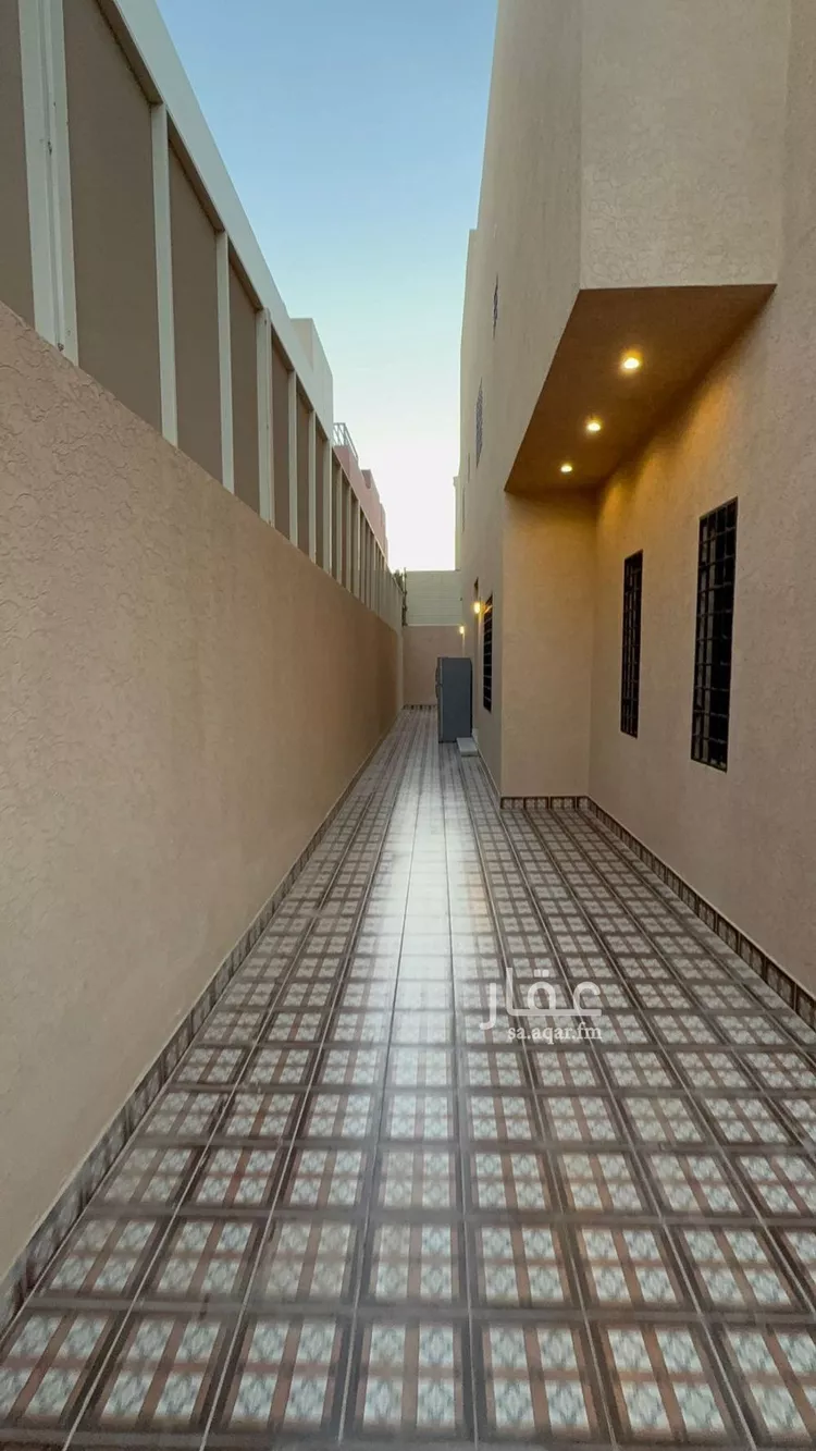 فيلا للإيجار في شارع القيصومة, حي الربيع, مدينة الرياض, منطقة الرياض صورة 4