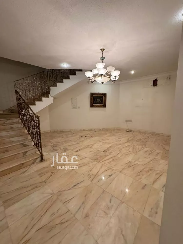 فيلا للإيجار في شارع الشيخ عبدالرزاق عفيفي, حي المروج, مدينة الرياض, منطقة الرياض صورة 4