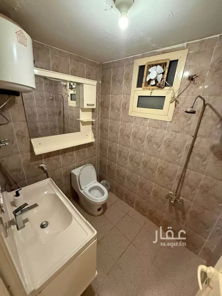 غرفة للإيجار في شارع العرقين, حي الربيع, مدينة الرياض, منطقة الرياض صورة 2