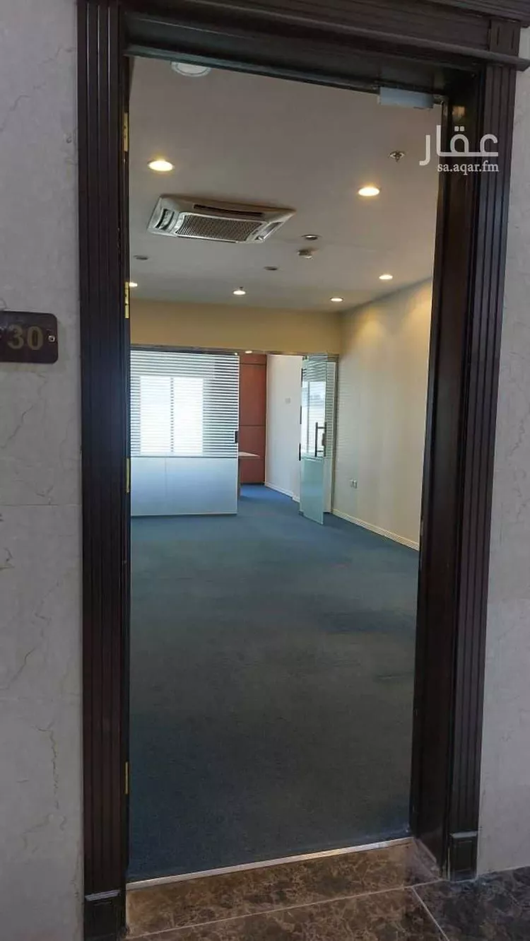 مكتب تجاري للإيجار في شارع انس بن مالك, حي الياسمين, مدينة الرياض, منطقة الرياض صورة 3