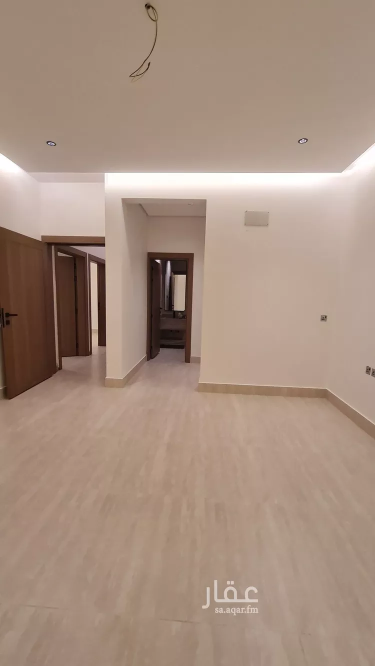 شقة للبيع في شارع سوق الجمعة, حي سلطانة, مدينة أبها, منطقة عسير صورة 5