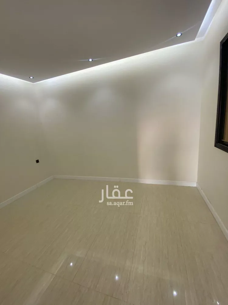 فيلا للبيع في شارع بيضاء نثيل, حي العريجاء الغربي, مدينة الرياض, منطقة الرياض صورة 2