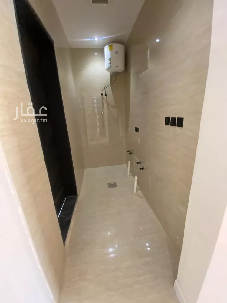 فيلا للبيع في شارع بيضاء نثيل, حي العريجاء الغربي, مدينة الرياض, منطقة الرياض صورة 4
