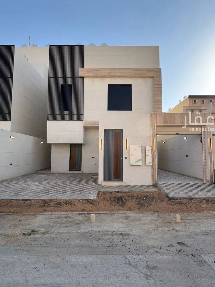 Floor for Sale in Riyadh Tuwaiq